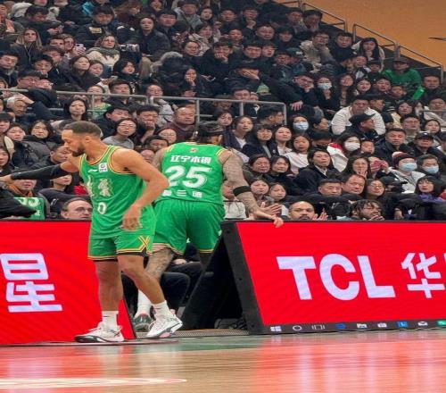 吴前快攻上,华丽扣篮完,得分,nba买球官方网站,nba买球,(中国)官方,nba买球网站,nba买球app下载