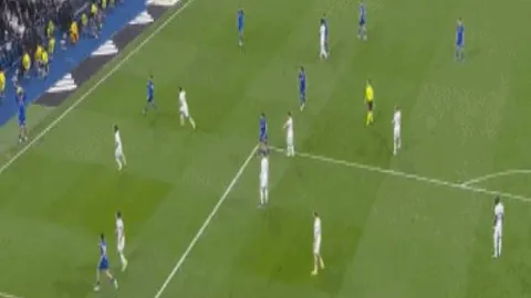 王洪亮惊叹：美巴豪强体魄震撼，预演对决或现辉煌佳绩