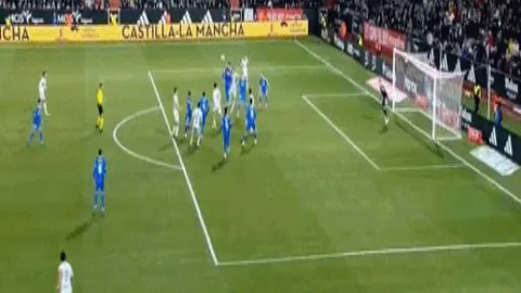 [德甲第34轮] 沙尔克04迎战莱比锡